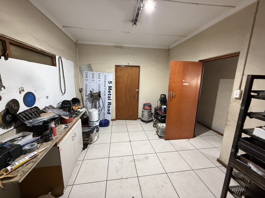 Commercial Property for Sale in Blackheath Industrial Western Cape